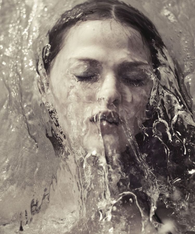 Nam, 2012 © Tom Hoops